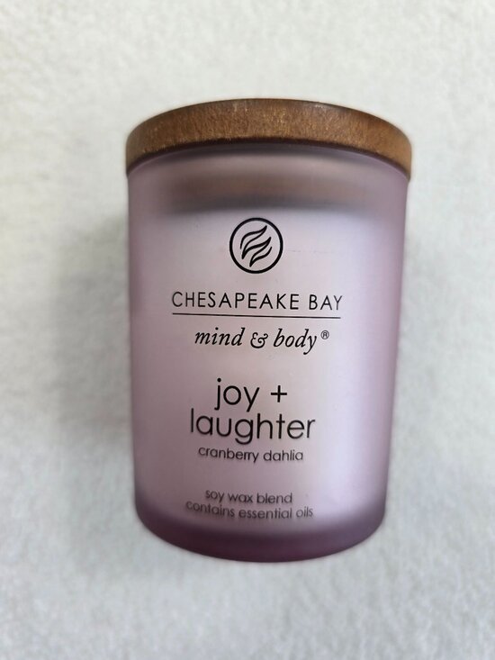 Chesapeake Bay Other - Chesapeake Bay Mind & Body Joy + Laughter Candle Cranberry Dahlia Soy Wax 3.7 oz